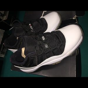 Jordan 11 size 7